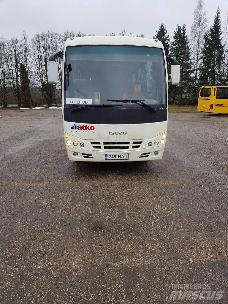 Isuzu Turquoise Междуградски автобуси