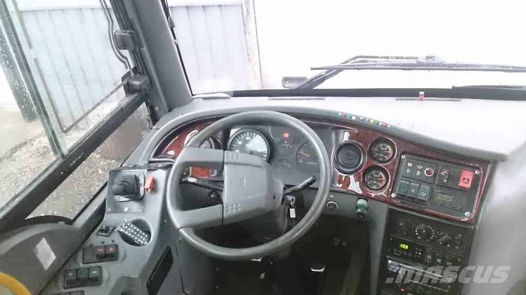 Isuzu Turquoise Междуградски автобуси
