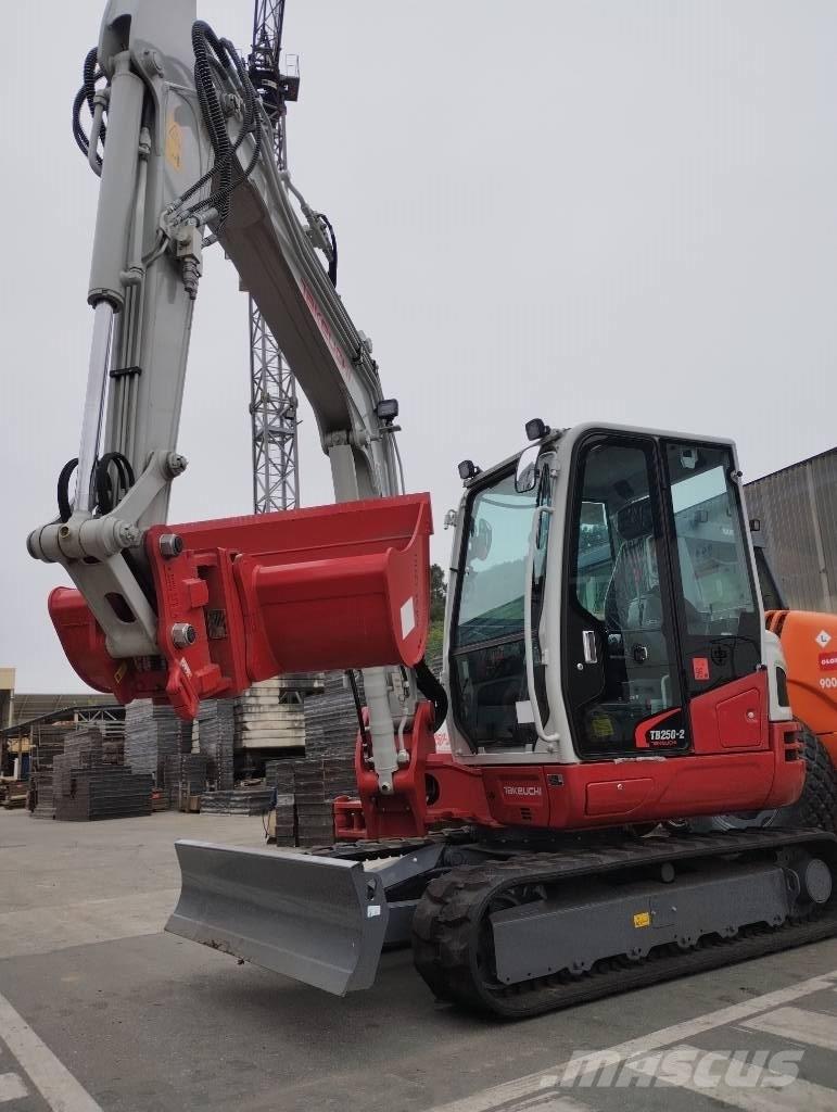 Takeuchi TB 250 2 Мини екскаватори < 7 т