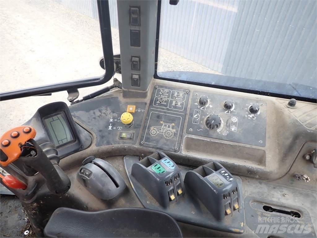 New Holland TM190 Трактори