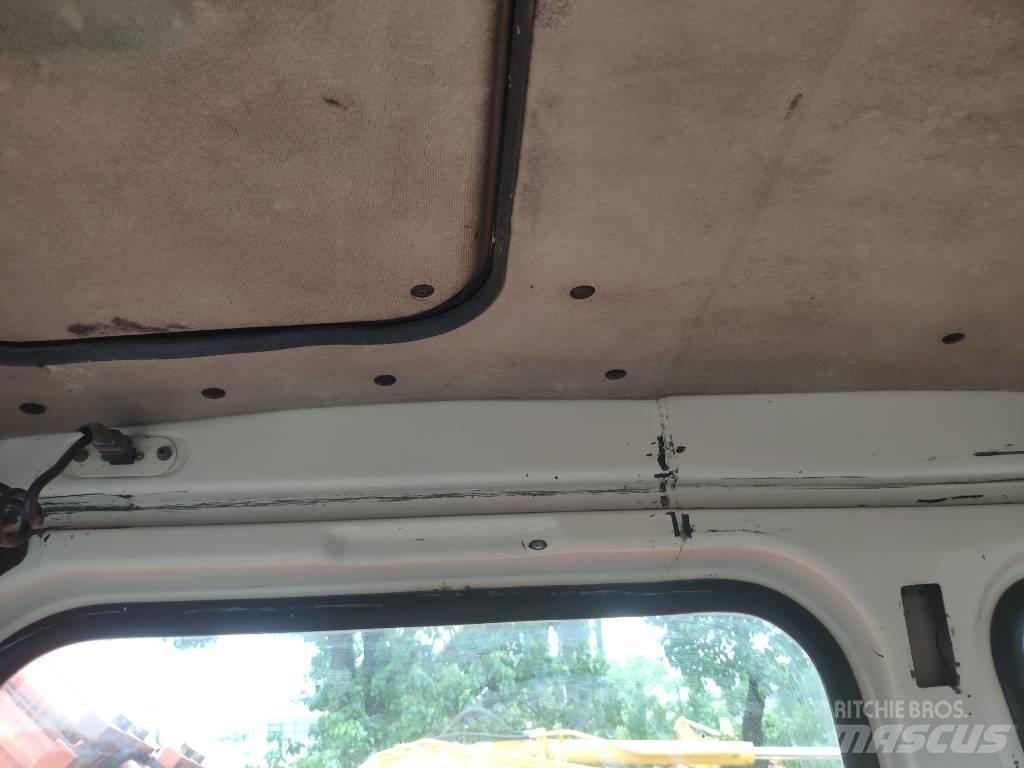 Doosan DH 150 W-7 Колесни екскаватори
