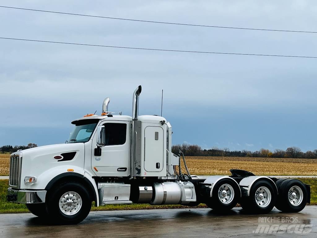 Peterbilt 567 Влекачи