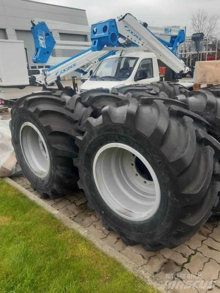 Nokian 600/50-24,5 Гуми