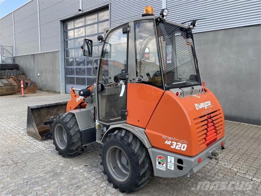 Weycor AR320 Cab Многофункционални товарачи