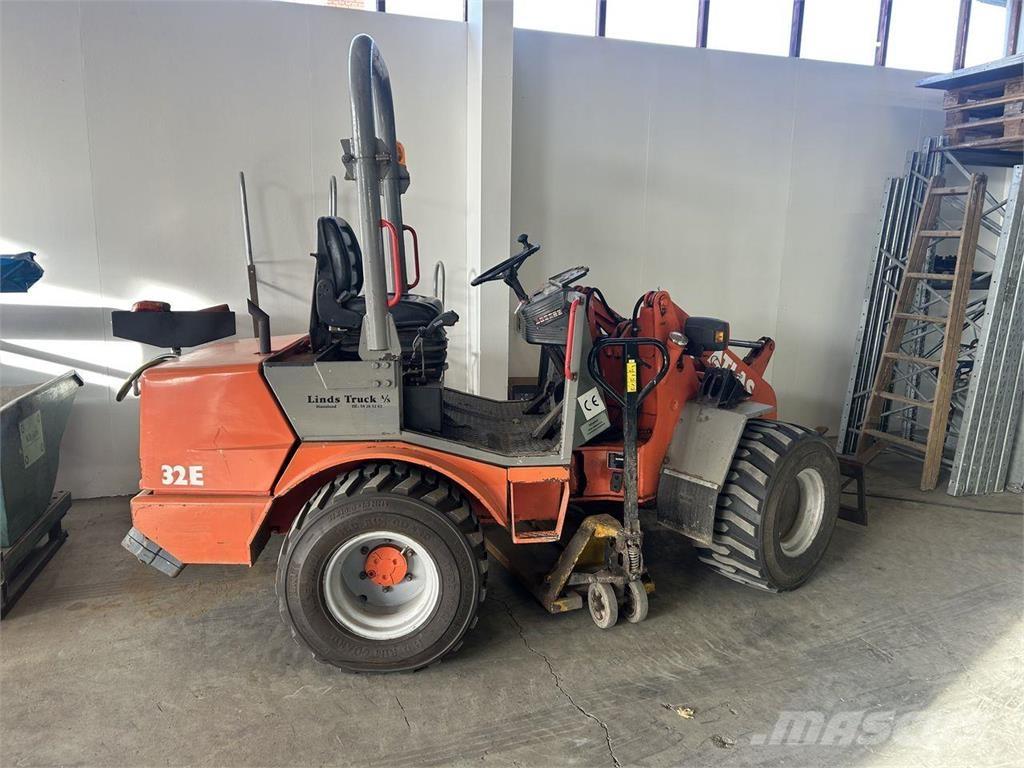 Atlas AR32E Многофункционални товарачи