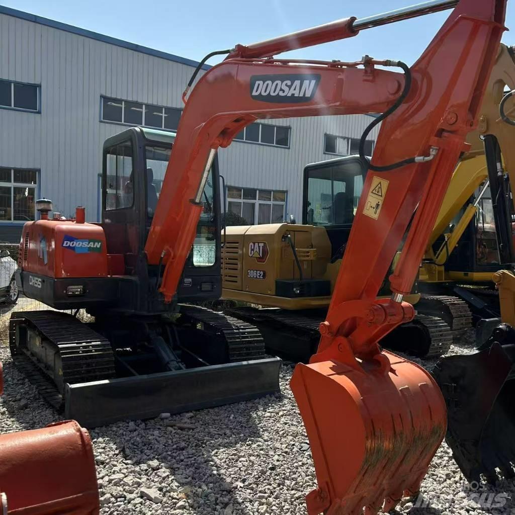 Doosan 55 Верижен екскаватор