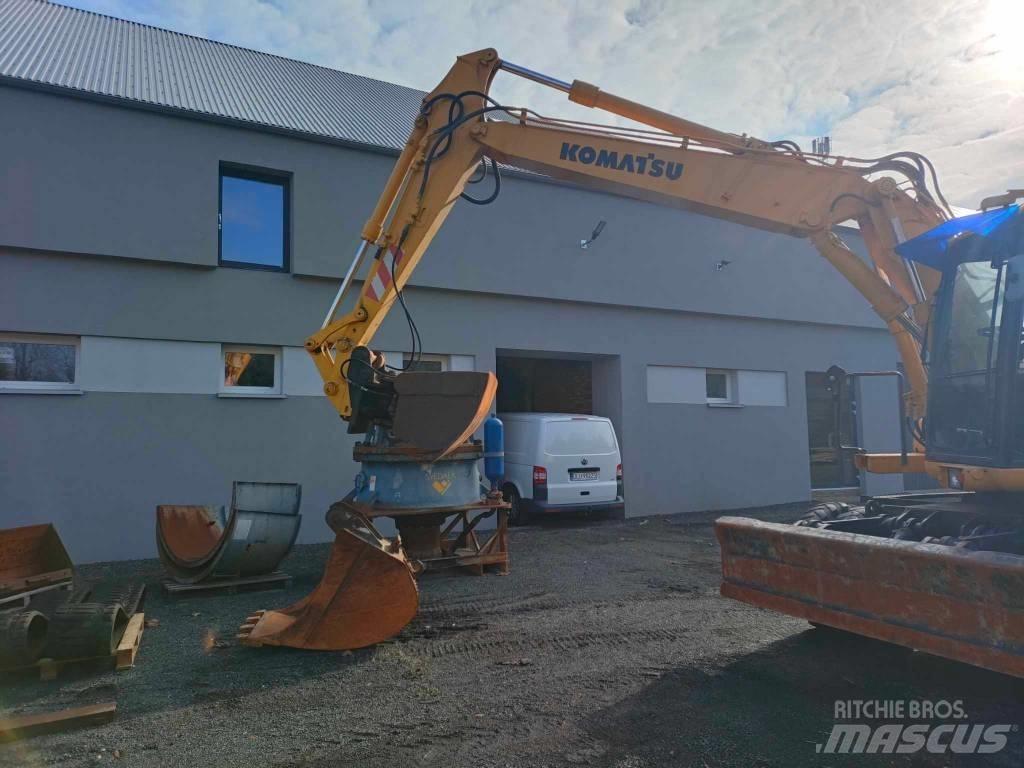 Komatsu PW 130ES-6K Колесни екскаватори