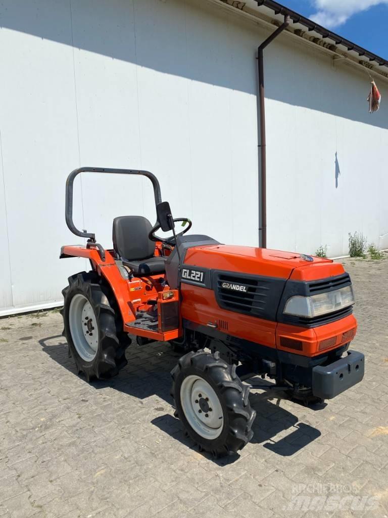 Kubota GL 221 Компактни трактори