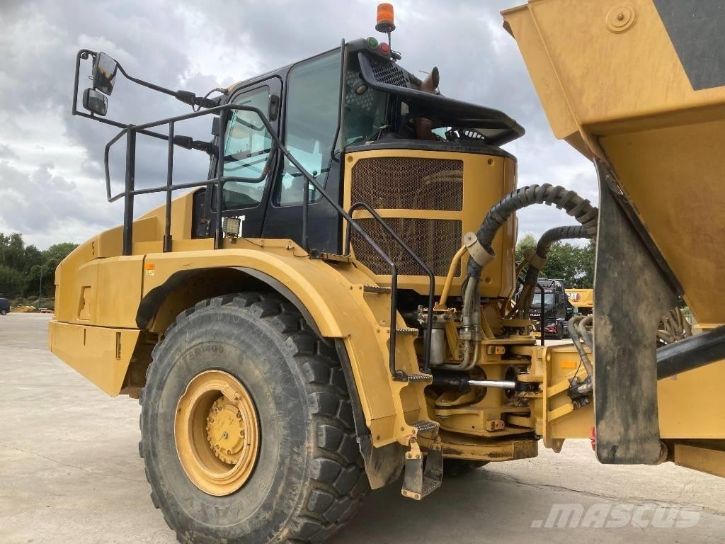 CAT 745 Дъмпери/моторни превозни средства