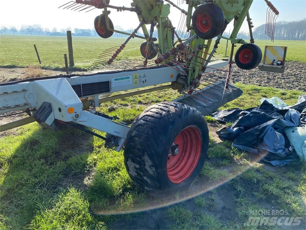 CLAAS liner 3000 Гребла и сенообръщачки