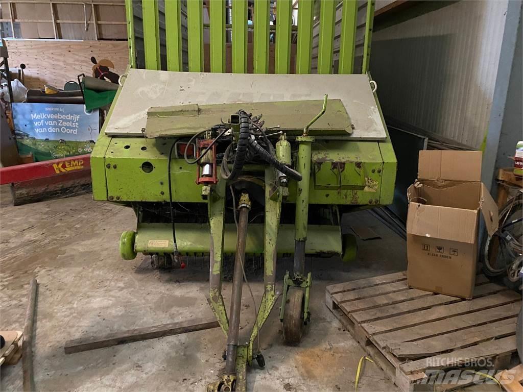 CLAAS Sprint 335 P Самотаварещи ремаркета
