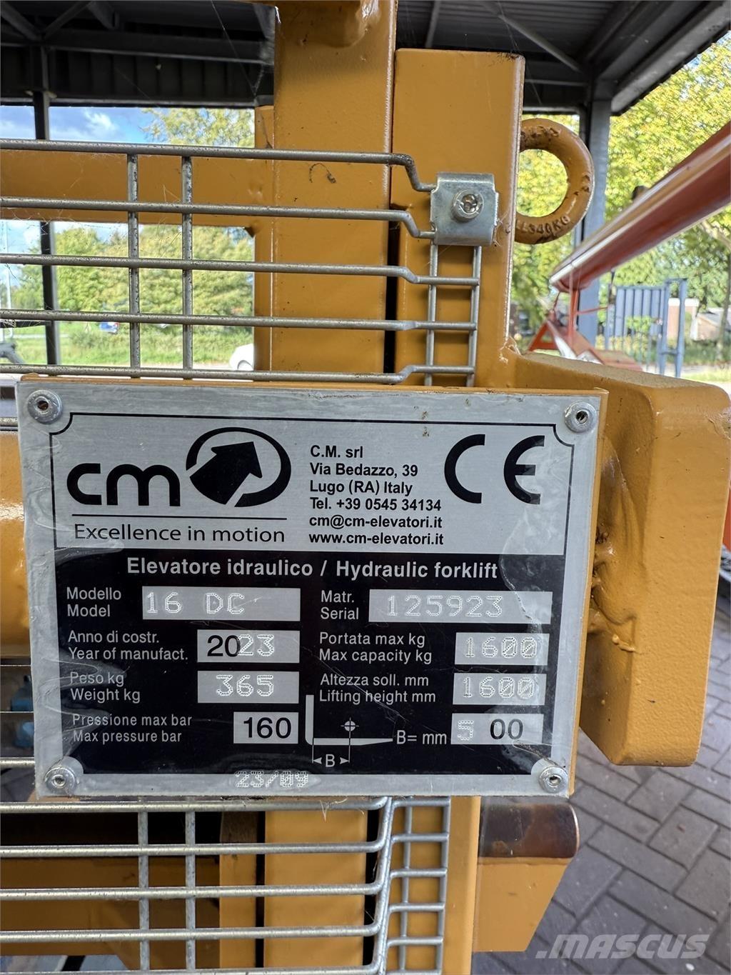 CM 16 DC DUPLEX Други товарещи и копаещи и аксесоари