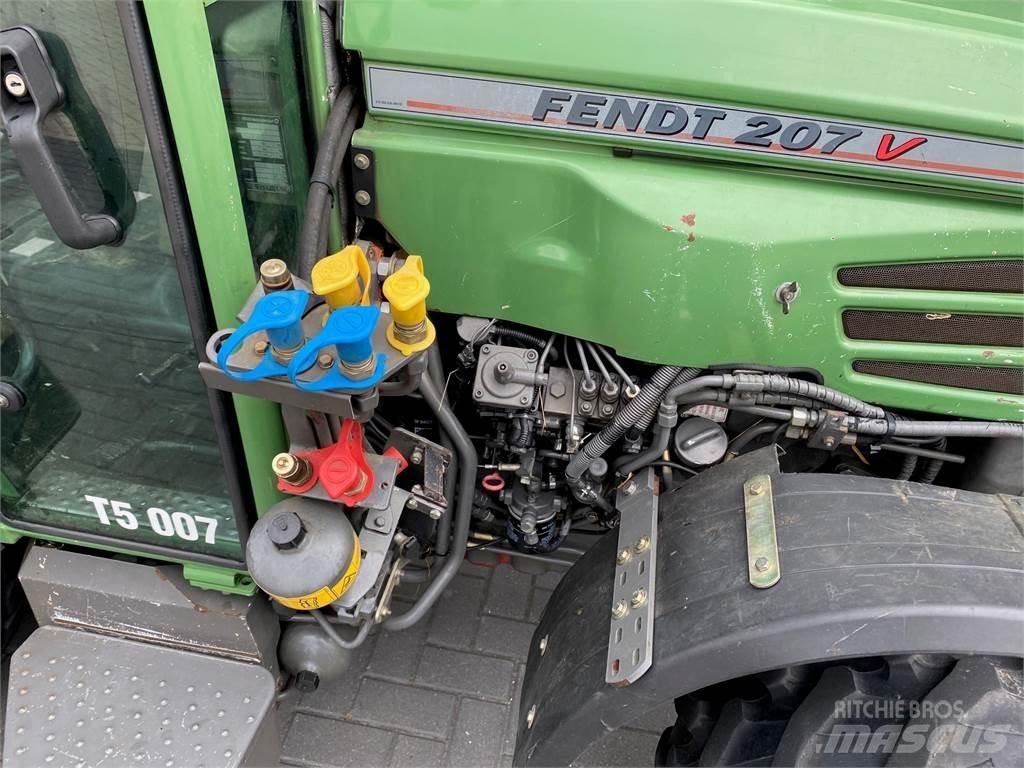 Fendt 207 VA Трактори