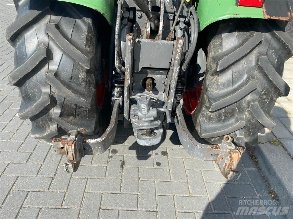 Fendt 208Va Трактори