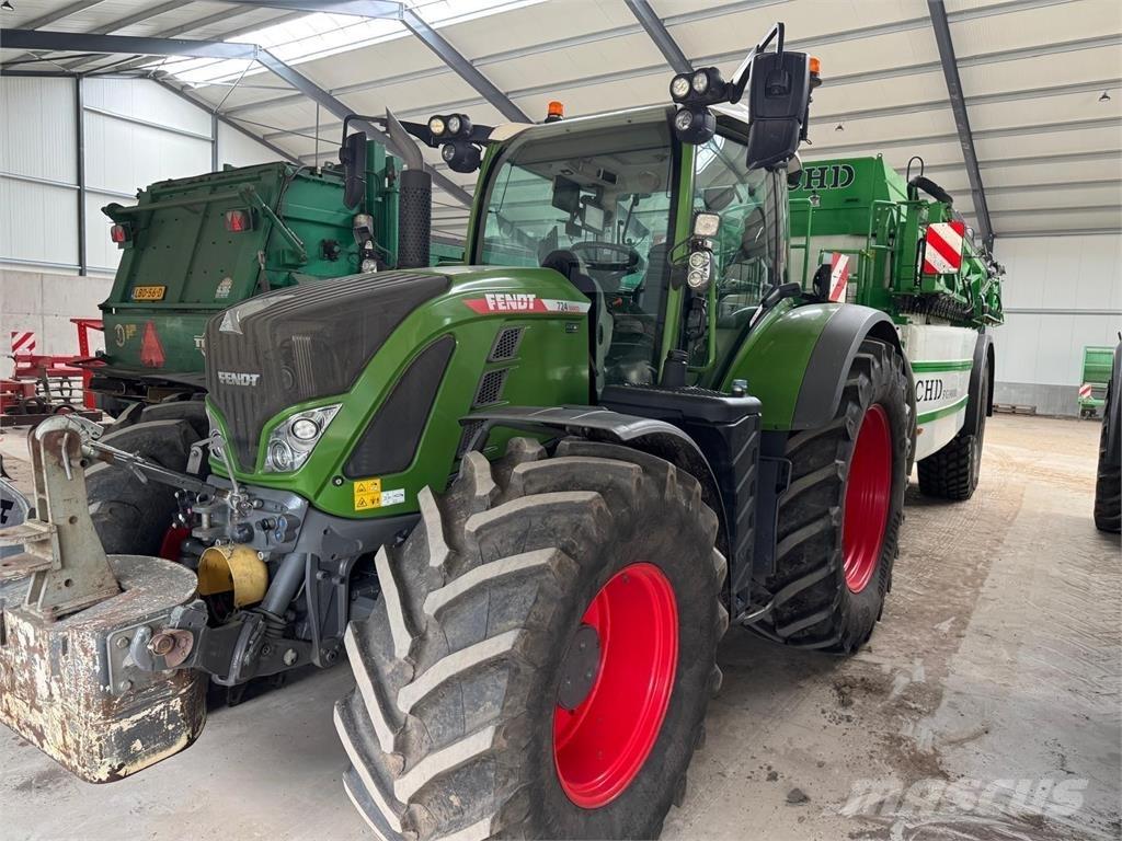  G-Fendt-Tractor Трактори