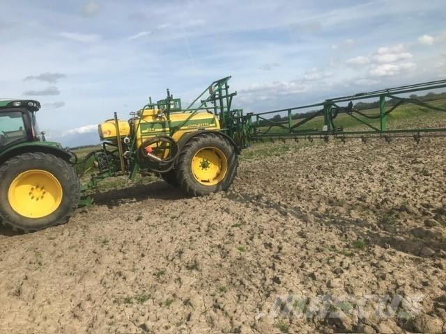 John Deere 624 Самоходни пръскачки
