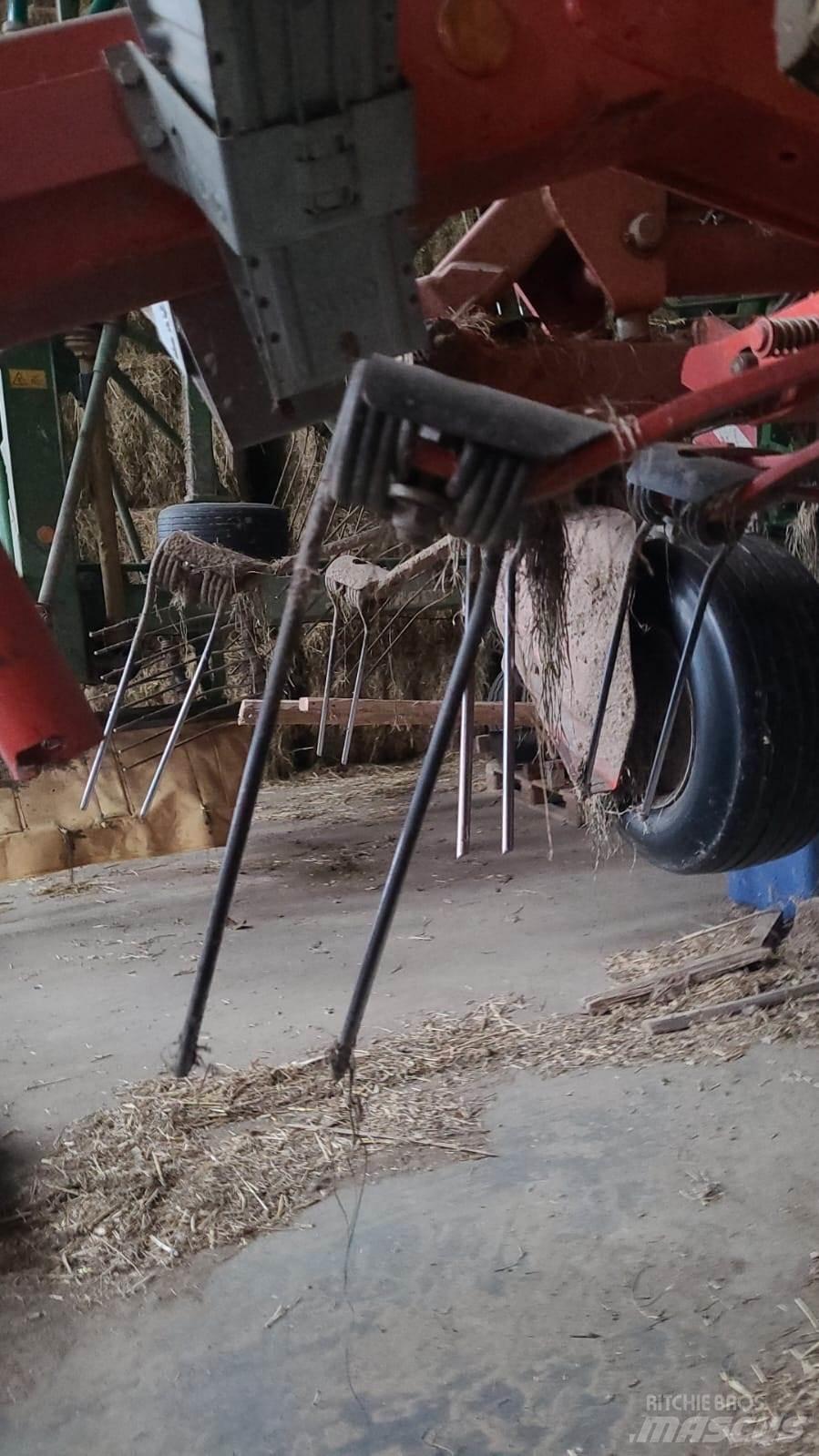 Kuhn GF 13002 Гребла и сенообръщачки