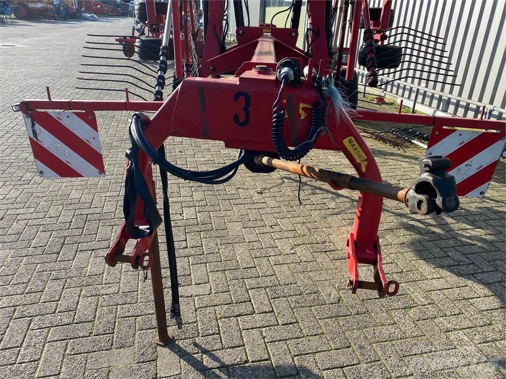 Lely hibiscus 915 Гребла и сенообръщачки