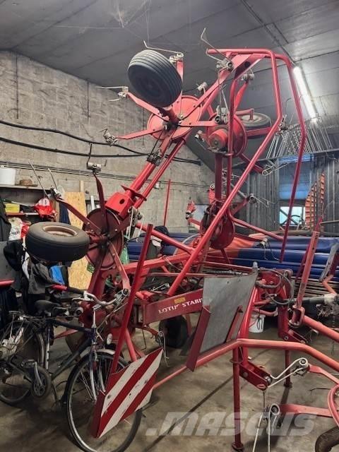 Lely Lotus 675 Гребла и сенообръщачки
