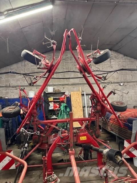 Lely Lotus 675 Гребла и сенообръщачки
