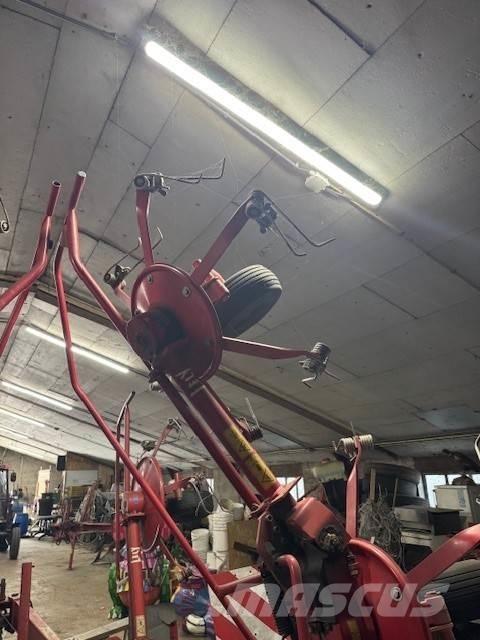 Lely Lotus 675 Гребла и сенообръщачки