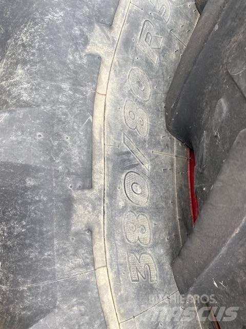 Michelin 380/80R38 Колелета/Гуми