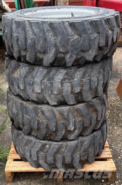  Set BKT 27x8.50-15 Колелета/Гуми