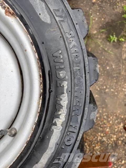  Set BKT 27x8.50-15 Колелета/Гуми