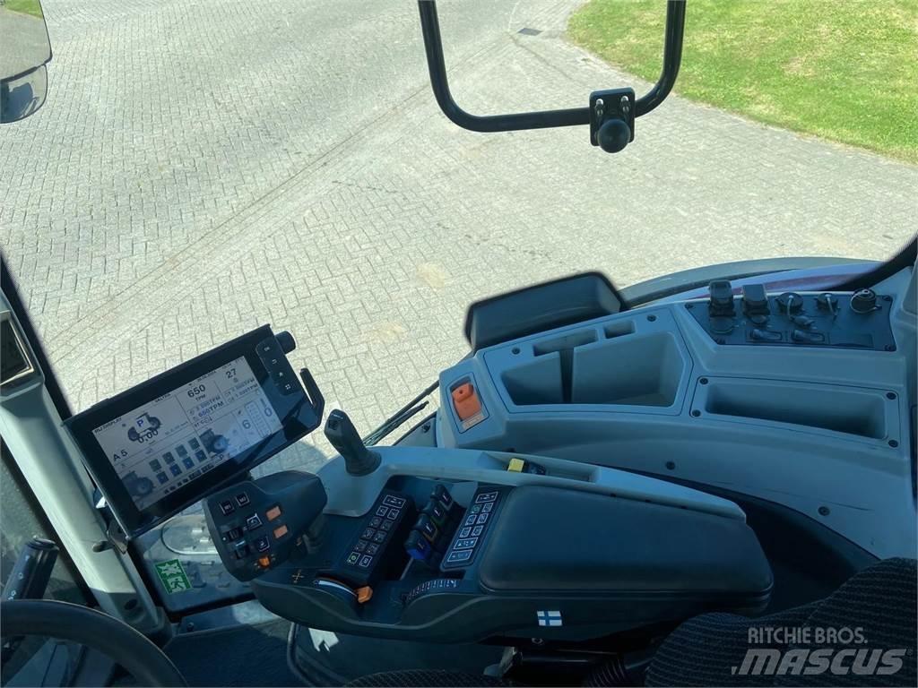 Valtra T 254 Трактори