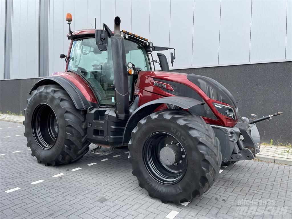Valtra T 254 Трактори