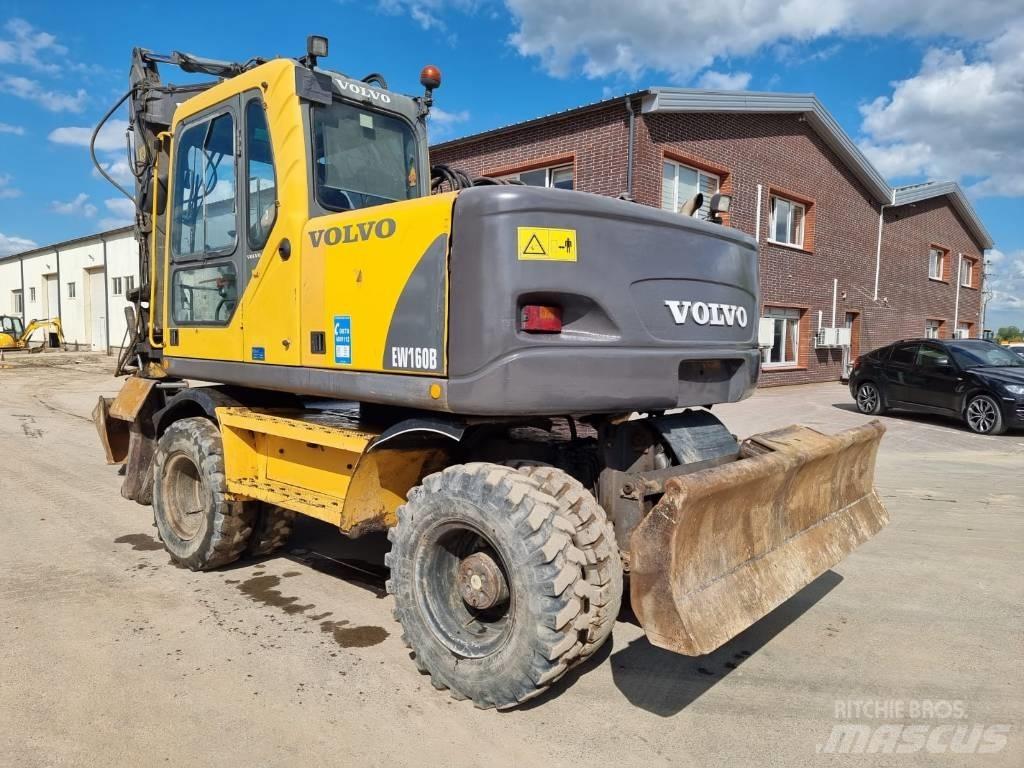 Volvo EW 160 B Колесни екскаватори