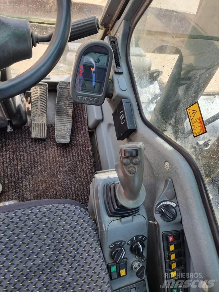 Volvo EW 160 B Колесни екскаватори