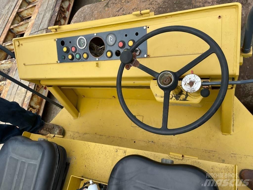 Vibromax W1402D Еднобарабанни ролки
