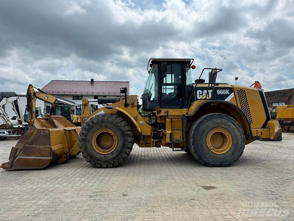 CAT 966 K Колесни товарачи