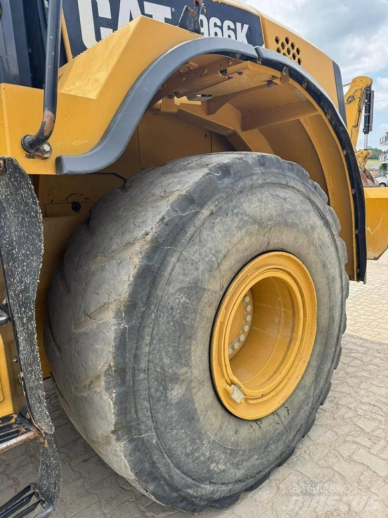 CAT 966 K Колесни товарачи