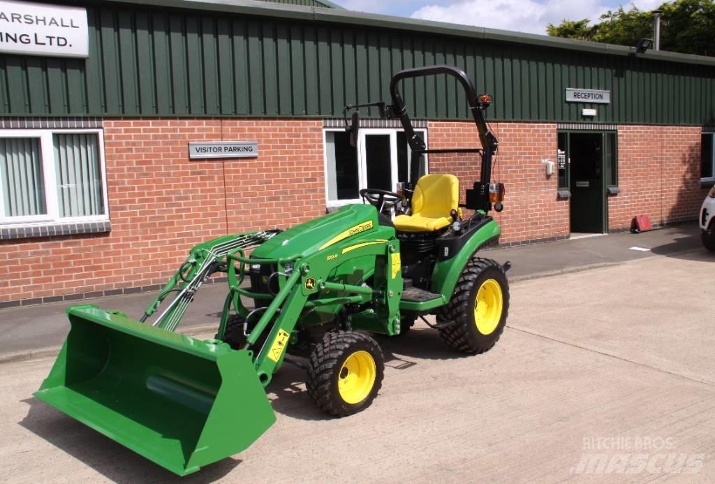 John Deere 2026R Трактори