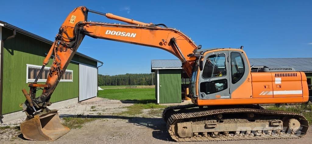 Doosan DX 225 LC Верижен екскаватор