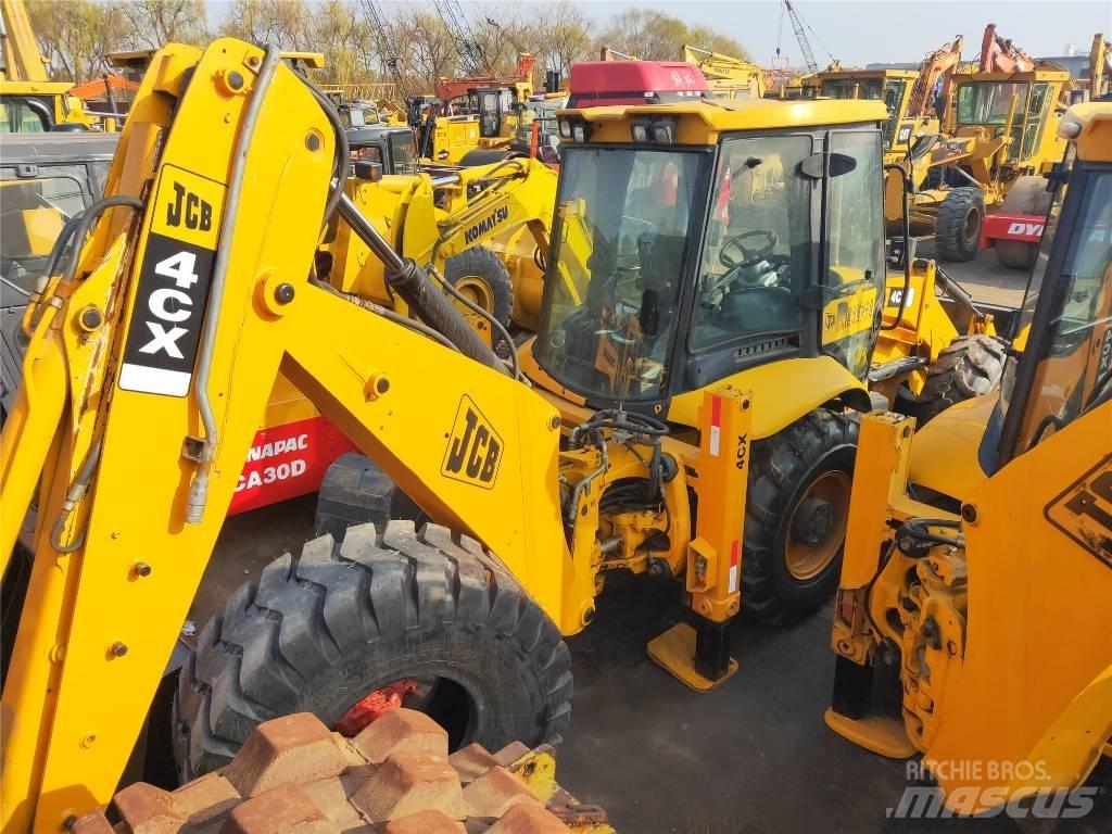 JCB 4CX Товарач със заден ексватор