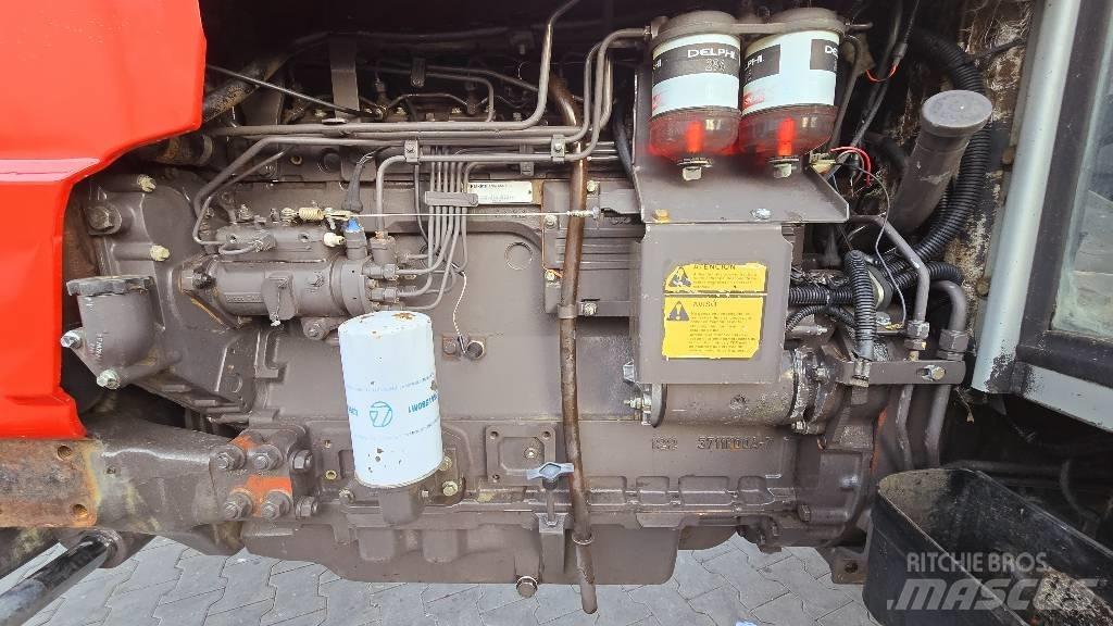 Massey Ferguson 399 Трактори