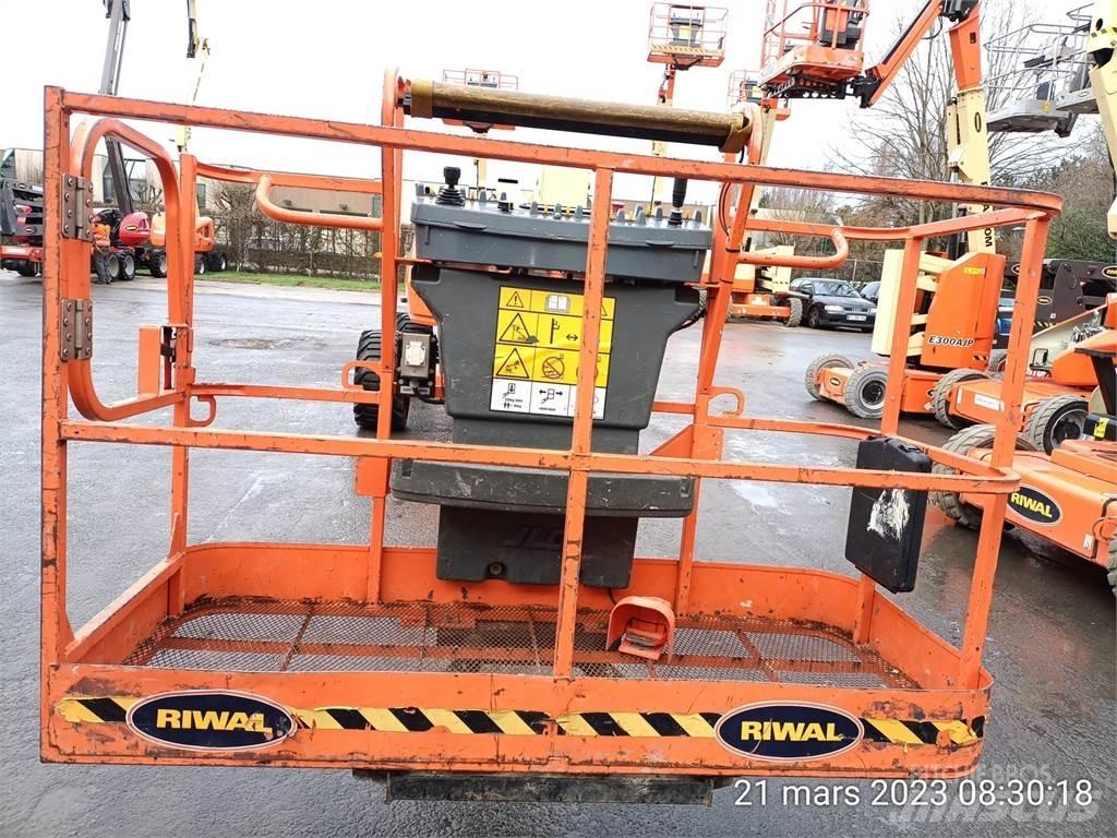JLG 520AJ Съчленени стрелови подемници