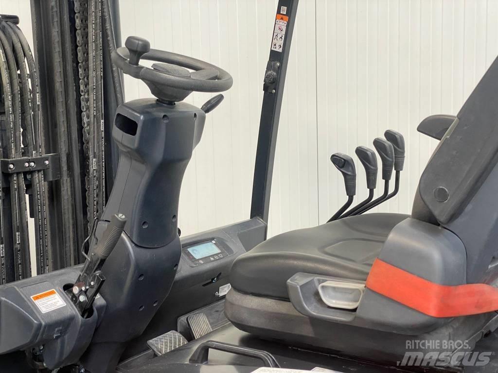 Doosan B50XC-7 Електрически вилични кари-повдигачи