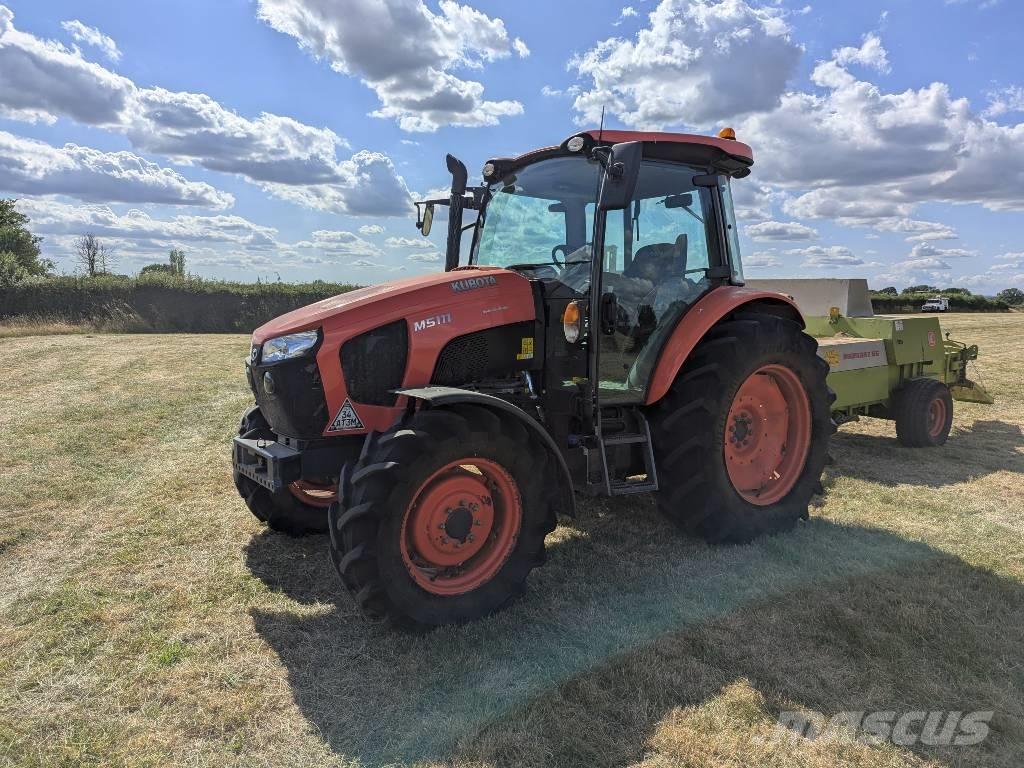 Kubota M 5-111 Трактори
