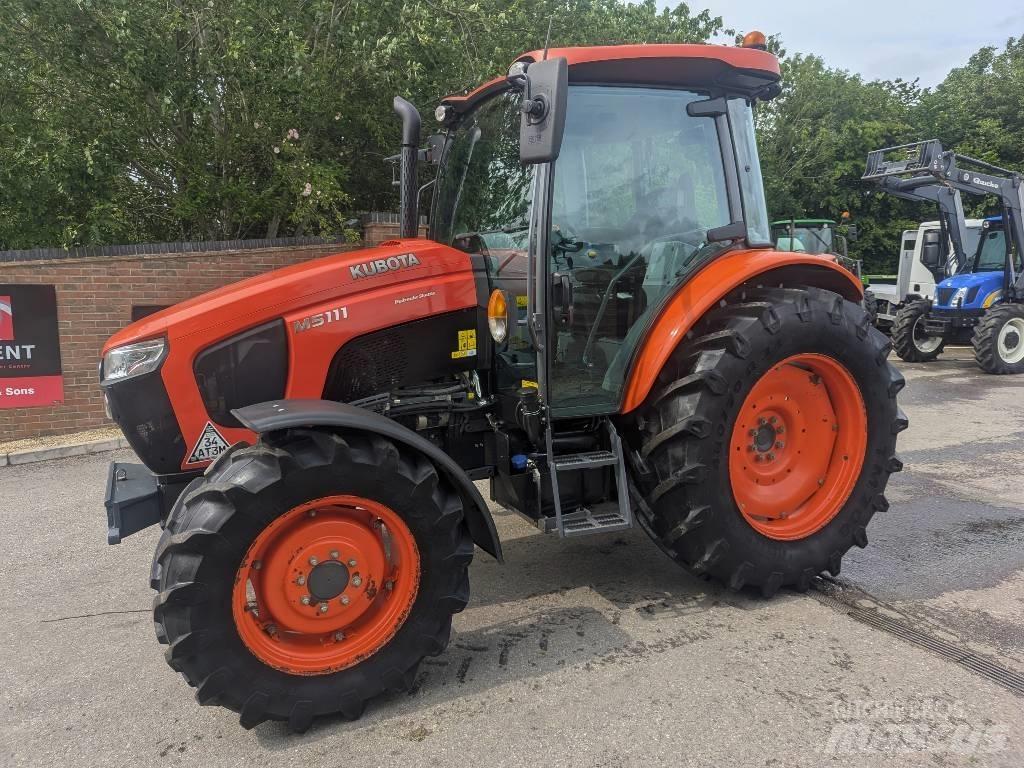 Kubota M 5-111 Трактори