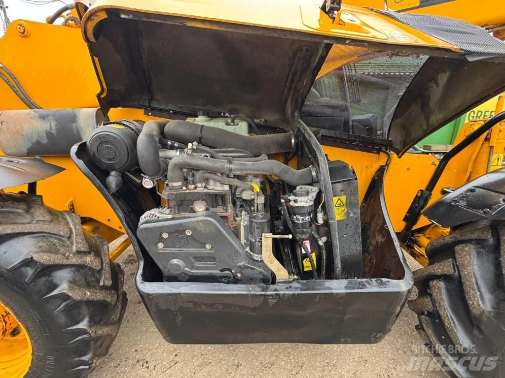 JCB 535-125 Телескопични товарачи