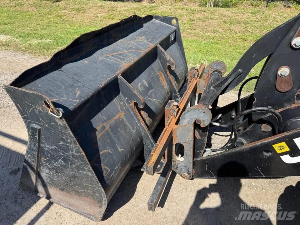 JCB 407 Колесни товарачи