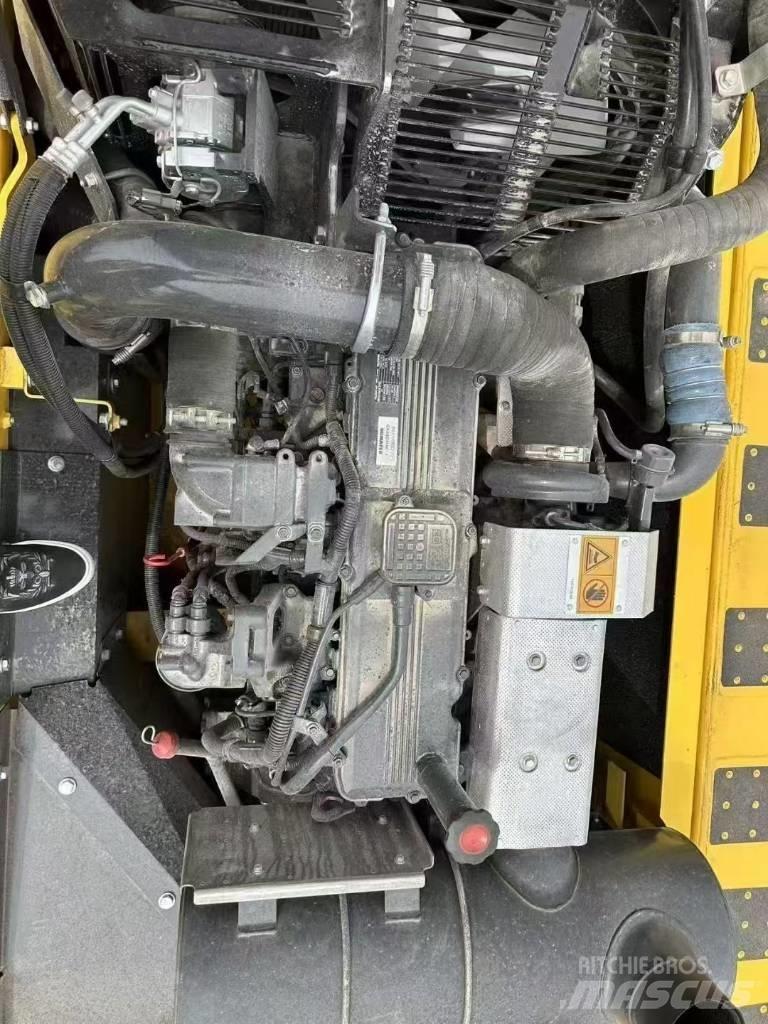 Komatsu 360-8MO Верижен екскаватор