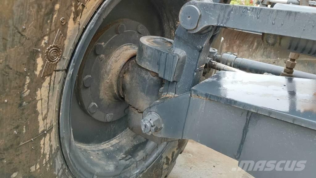 XCMG GR 180 Верижен екскаватор