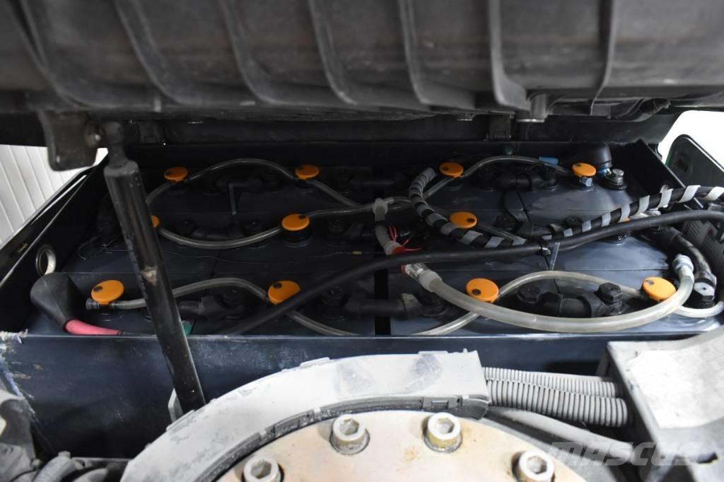 Still RX 50-13 Електрически вилични кари-повдигачи