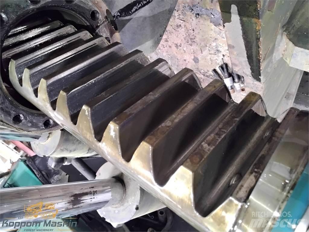 Loglift 200 Карнове за харвестери