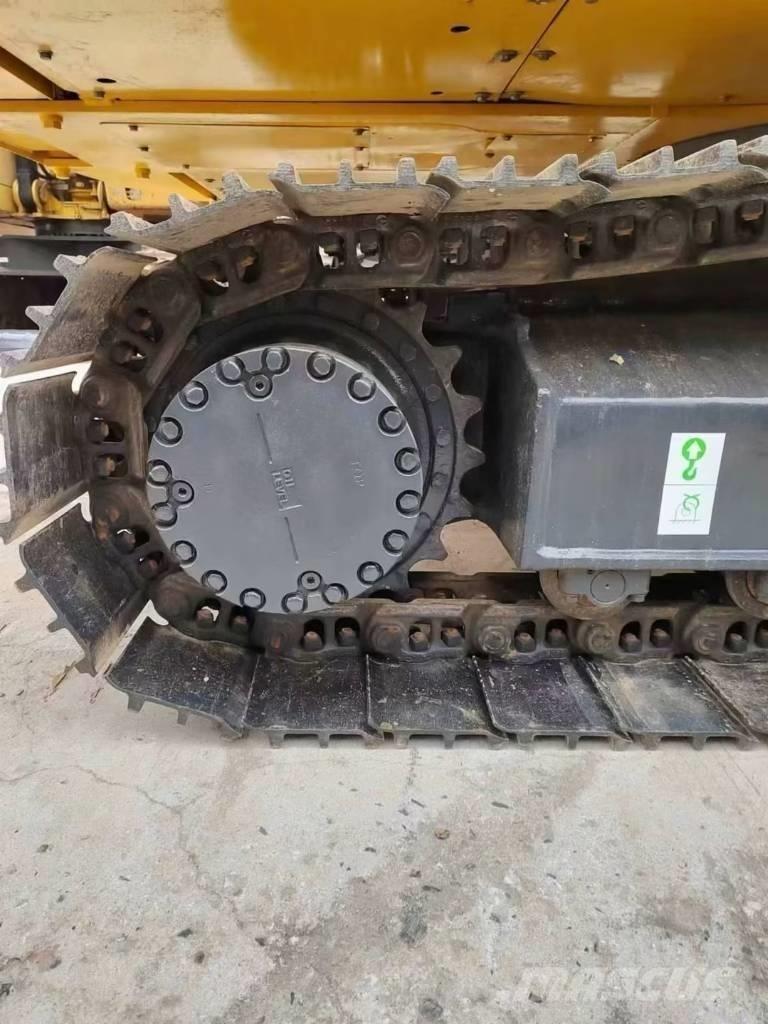 Komatsu PC 200-8 Верижен екскаватор